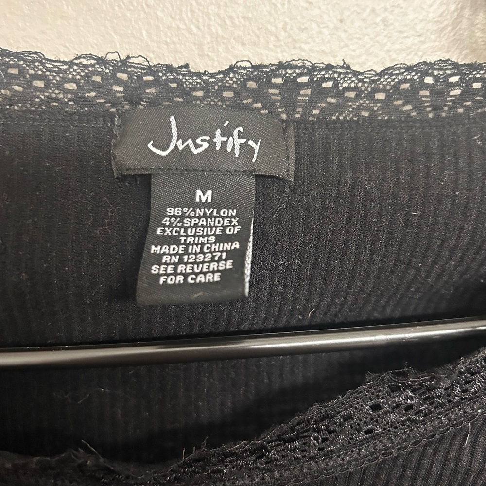 Justify Black Ribbed Long-Sleeve Lace Trim Top - Picture 3 of 5